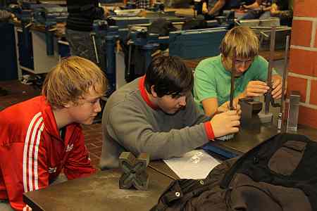 Mit Begeisterung waren die Ssch&uuml;ler bei der Sache.